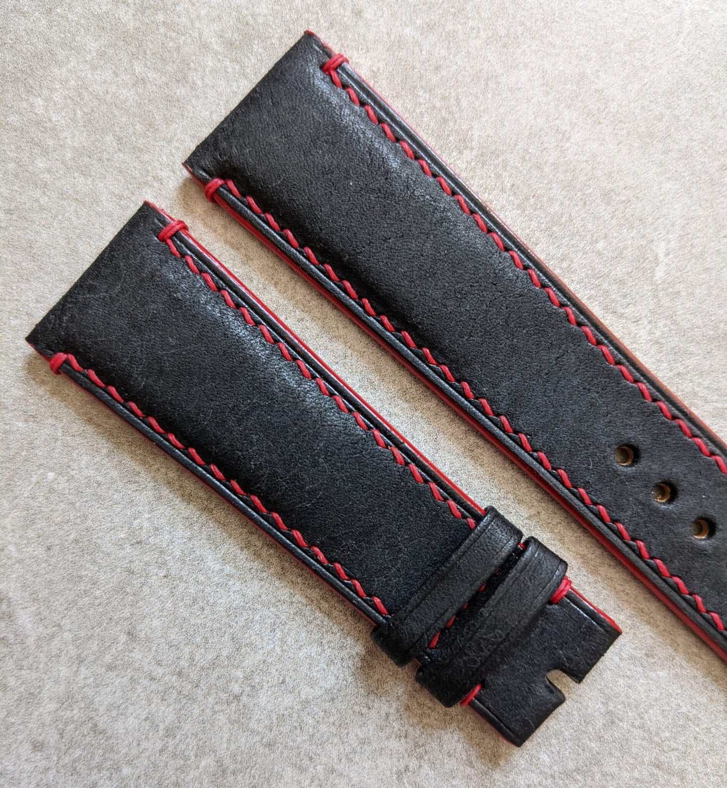 Pueblo Calfskin Strap - Black & Red