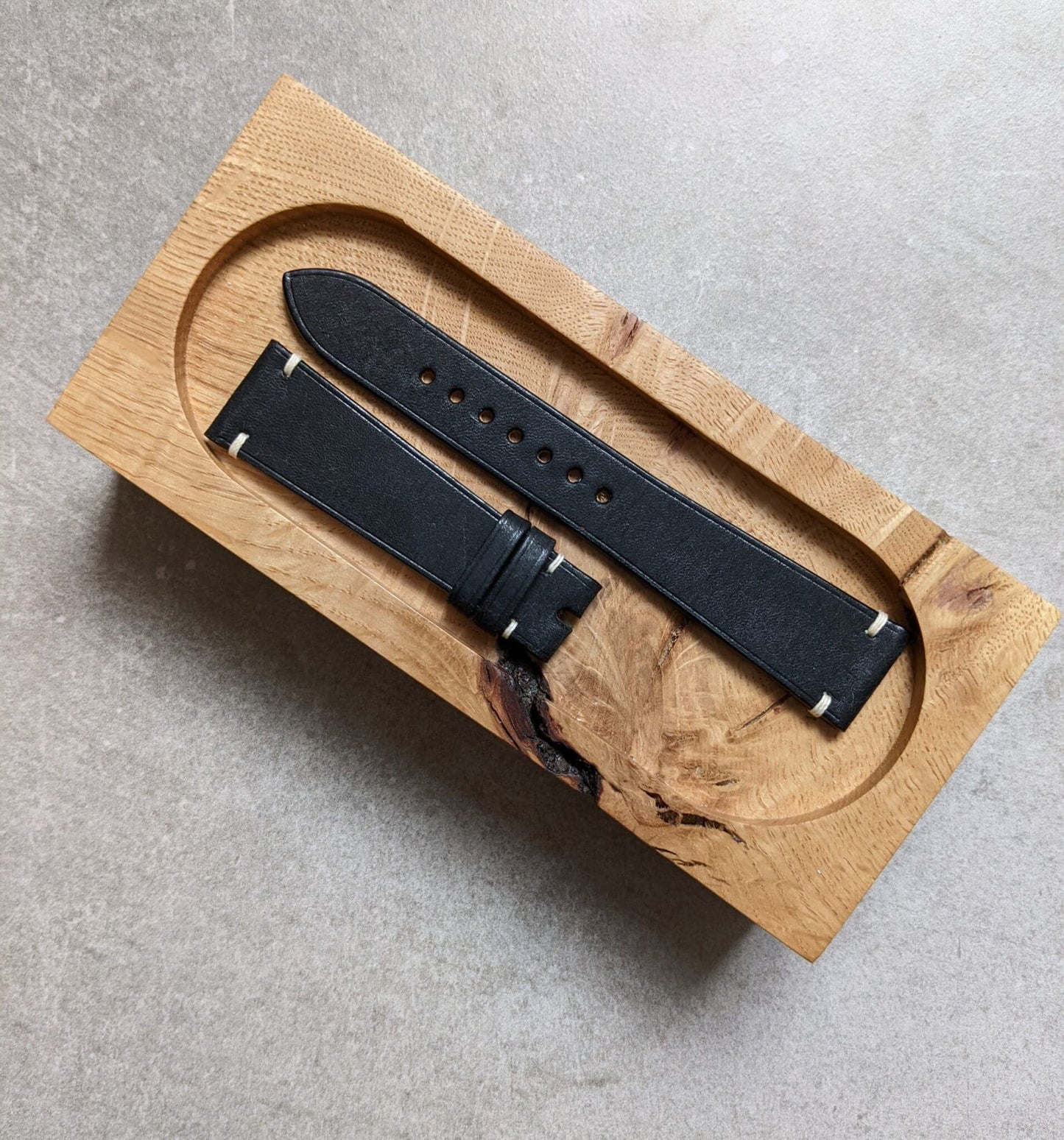 Pueblo Vintage Strap Minimal Stitch - Black