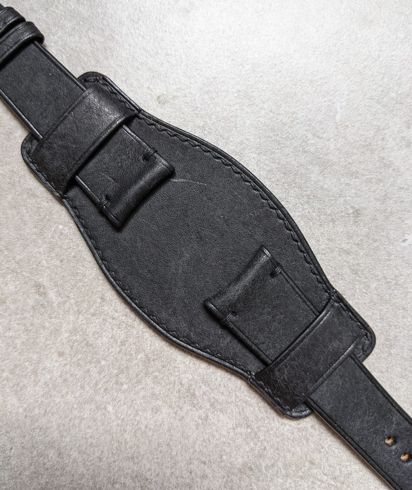 Pueblo Leather Bund Watch Strap - Stealth Black