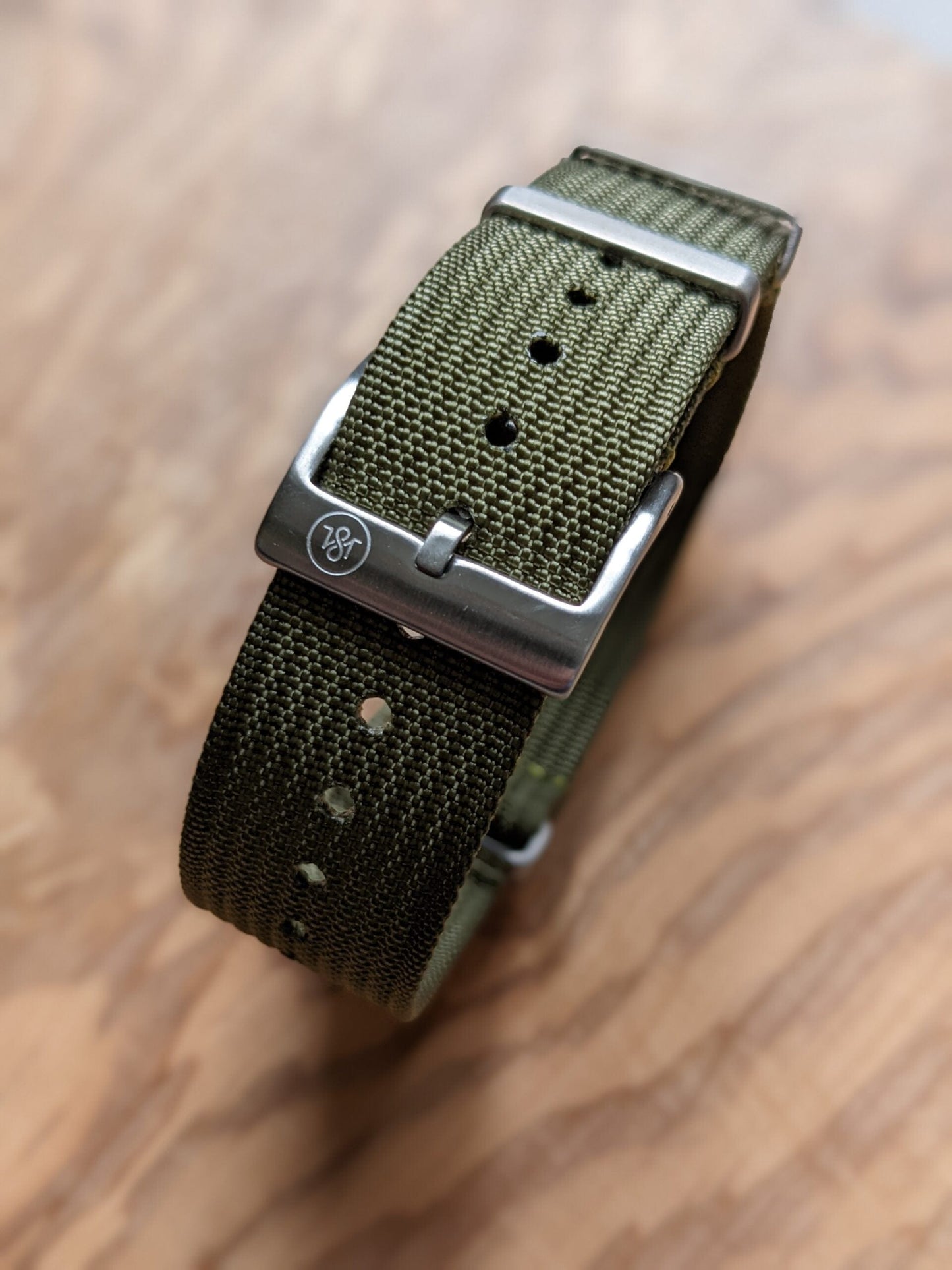 Premium Ribbed Fabric Watch Strap - Army Green