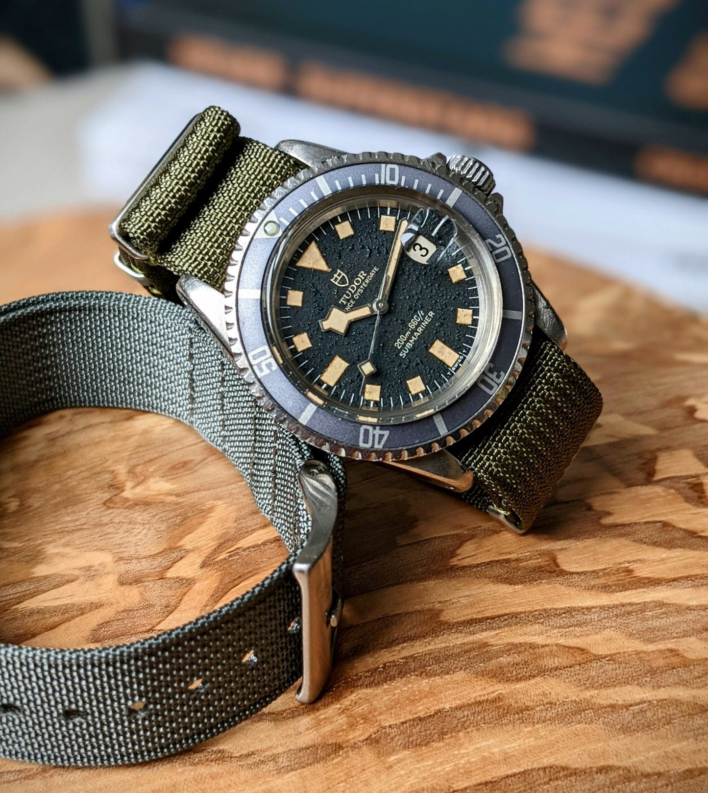 Premium Ribbed Fabric Watch Strap - Army Green