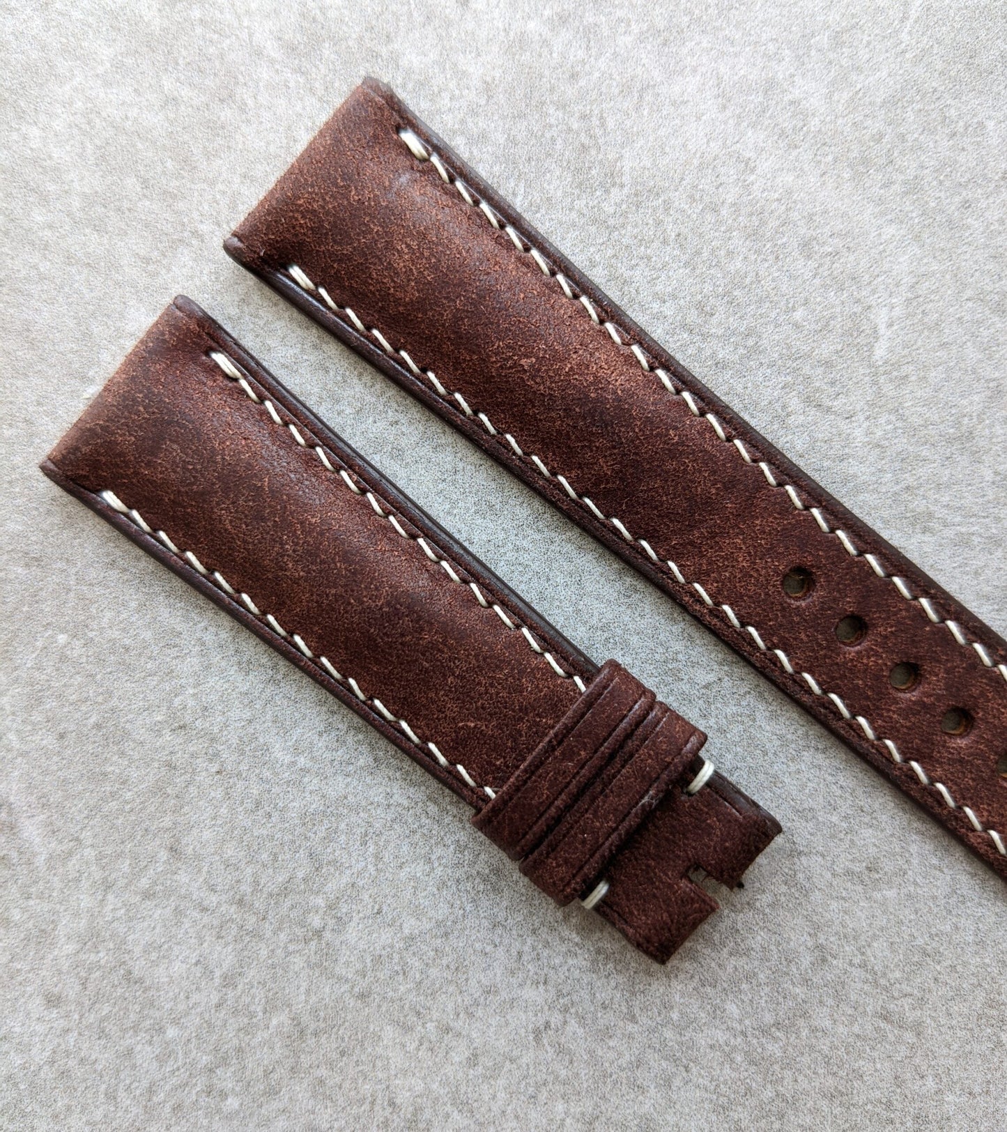 Pueblo Calfskin Strap - Padded Brown W/Cream stitching