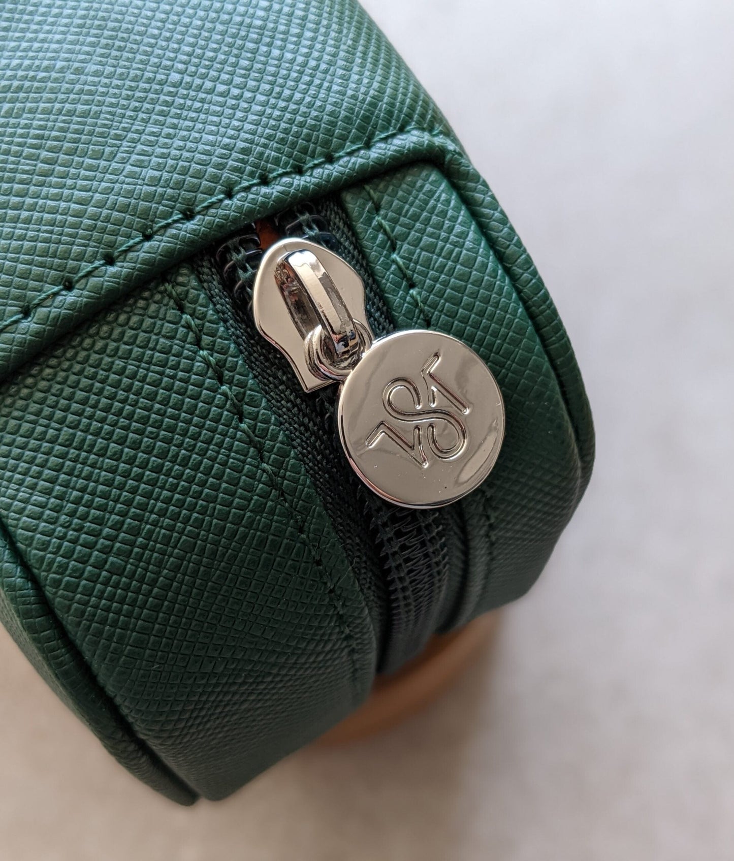 Green & Caramel Travel Case - 2 Watch Zip Case