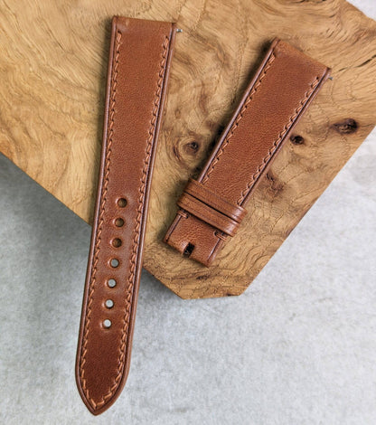 Wickett & Craig Strap - Chestnut W/Matching Stitch