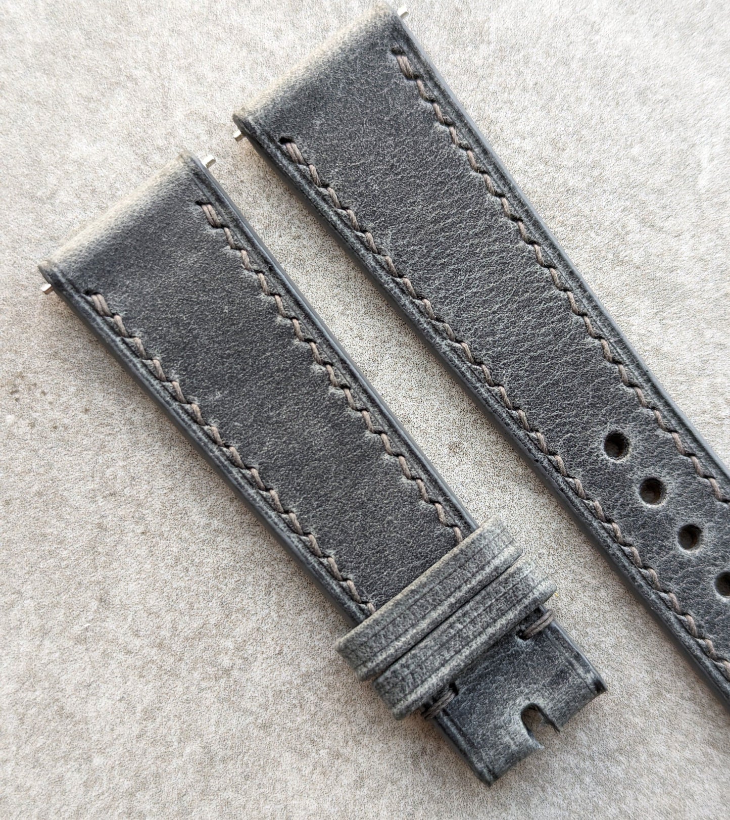 Pull Up Veg Tan Strap - Vintage Grey