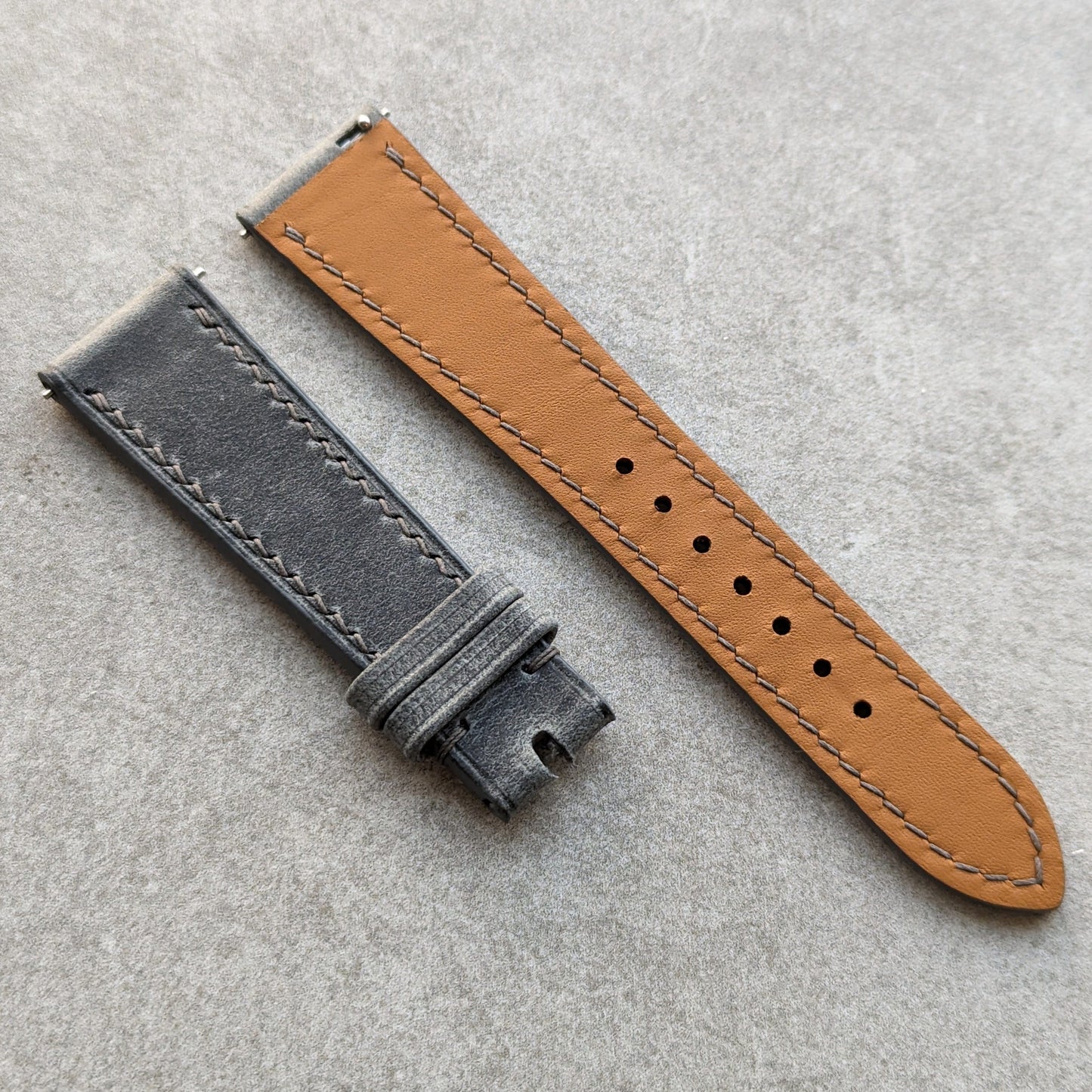 Pull Up Veg Tan Strap - Vintage Grey