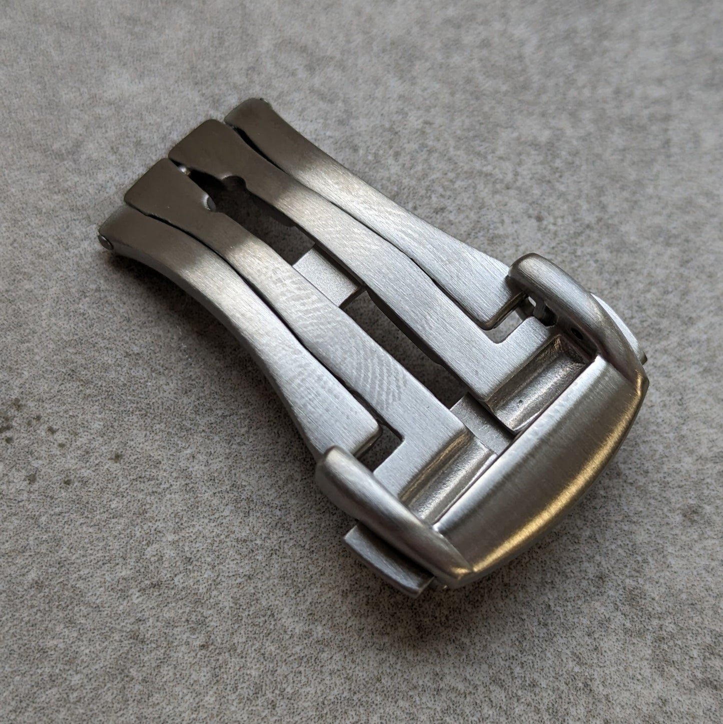 Omega-Style Deployant Clasp