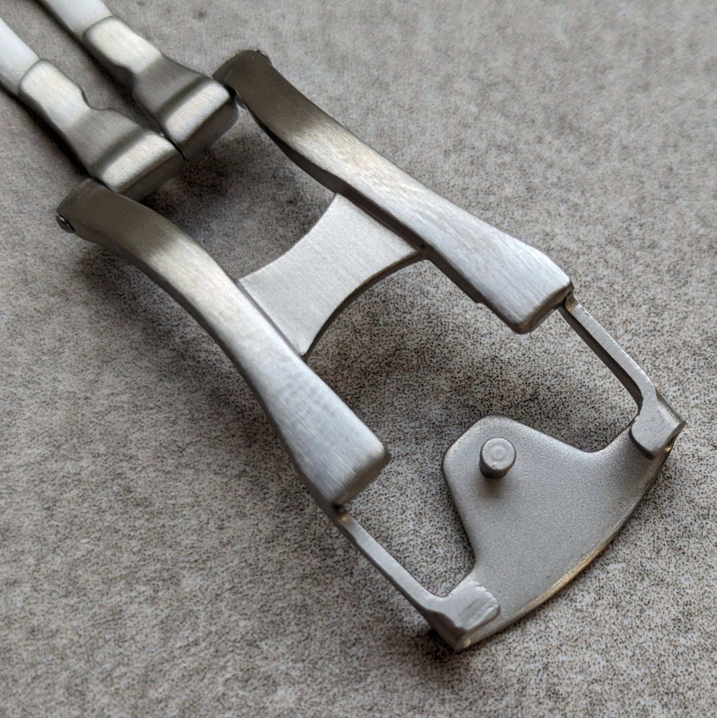 Omega-Style Deployant Clasp