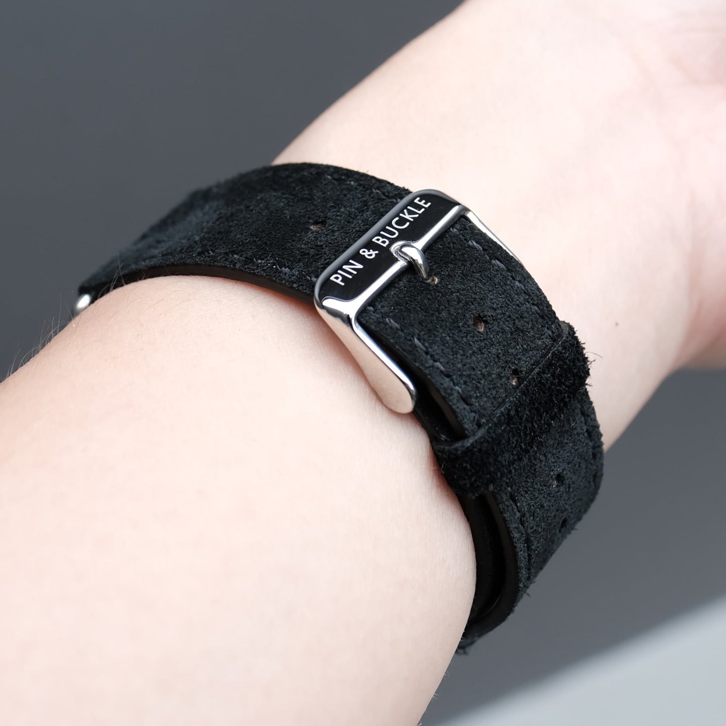 Velour Suede Apple Watch Band - Onyx