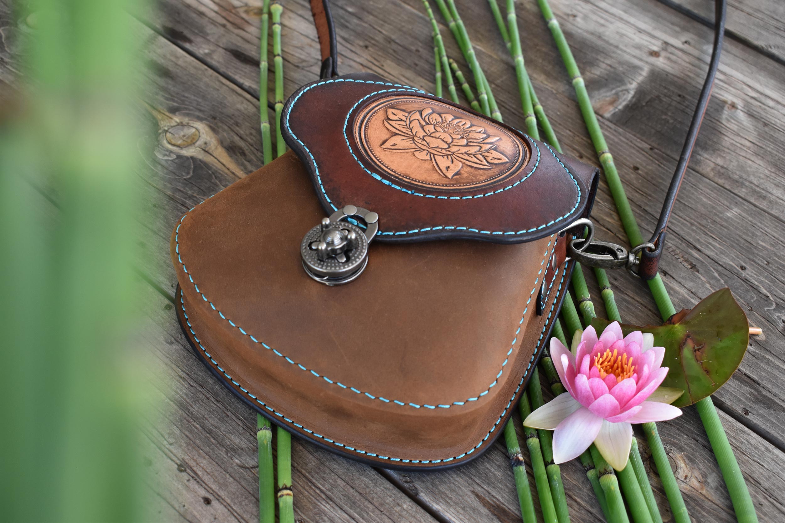 THE BRIGID - Crossbody Bag w/Lily