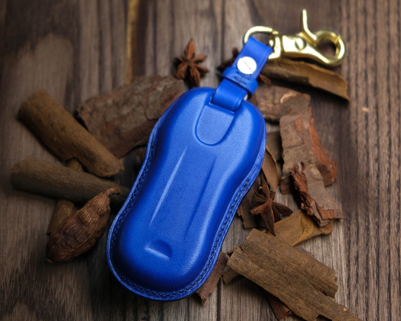Porsche 718 911 Taycan Macan Cayenne Key Cover ... Porsche Key Fob Cover, Porsche Key Chains Keyless Keyring Keypads, Porsche Gift For Men