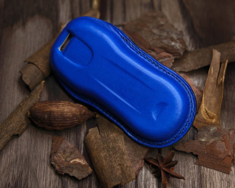 Porsche 718 911 Taycan Macan Cayenne Key Cover ... Porsche Key Fob Cover, Porsche Key Chains Keyless Keyring Keypads, Porsche Gift For Men