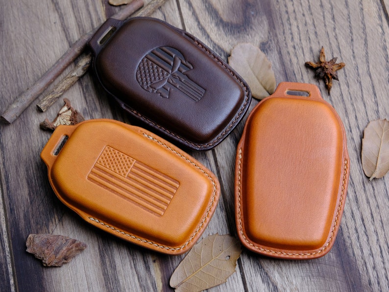 Toyota Tundra Key Fob Cover, Customized Logo back, Leather Key Protector For 2024 Toyota Tundra i-FORCE MAX, Key Case Fit For Tacoma Tundra