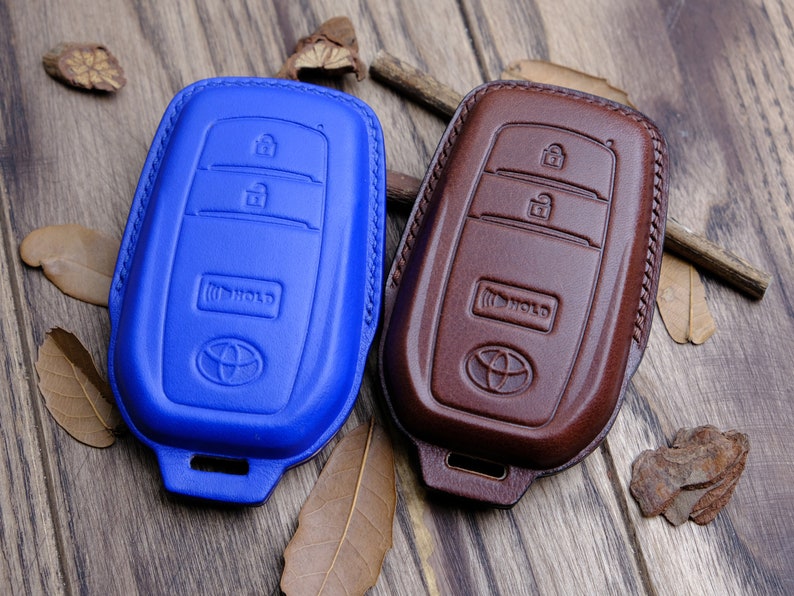 Toyota Corolla 2023 2024 Key Fob Cover, Toyota Corolla LE SE XSE  Nightshade Key Case, Toyota Corolla Key Chain Key Ring Accessory