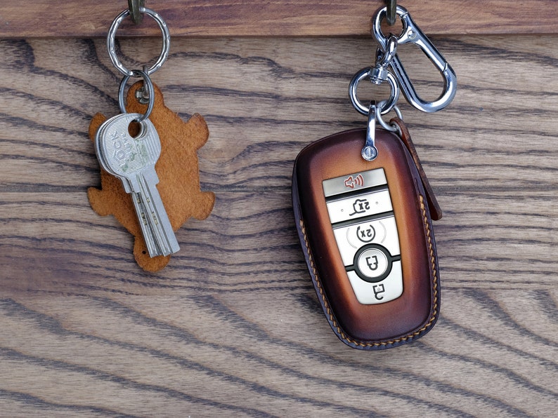 2022 - 2024 Key Fob Cover For Ford Explorer ( Patina), Leather Key Case For Ford, Explorer Key Fob, Car Accessories, Mother's Day Gift