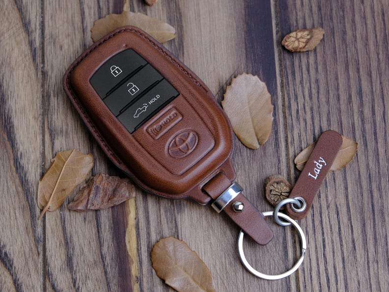 Toyota Tundra TRD SR Key Fob Cover, Custom Handmade Leather For Toyota Tundra 2023 2024, Unique Accessory for Car, Luxury Key Holder