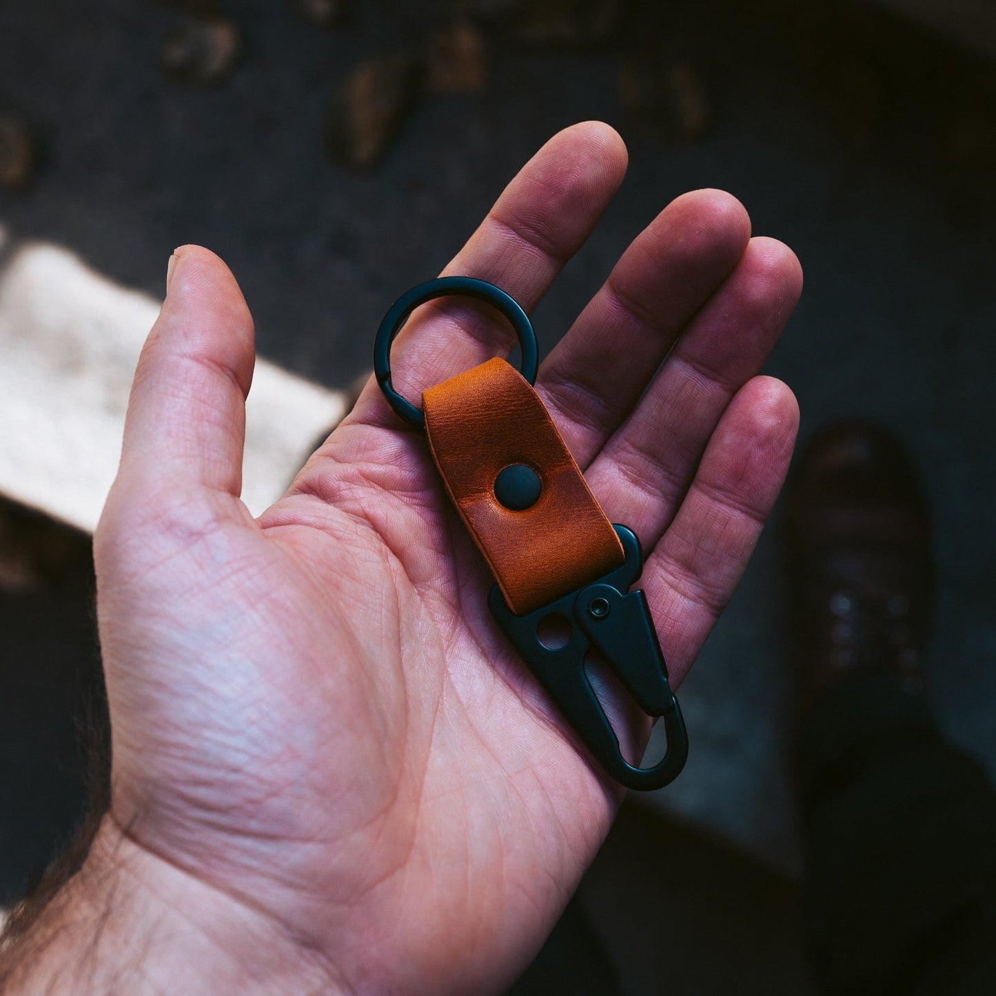 Leather Clip Keychain - English Tan