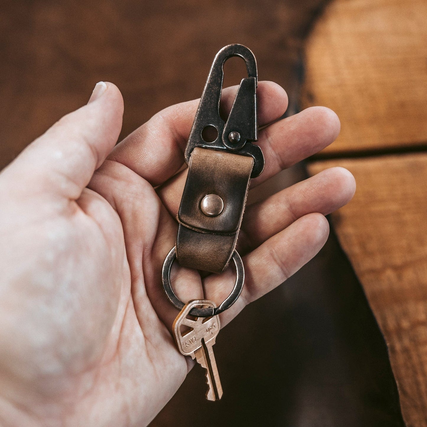 Leather Clip Keychain - Natural